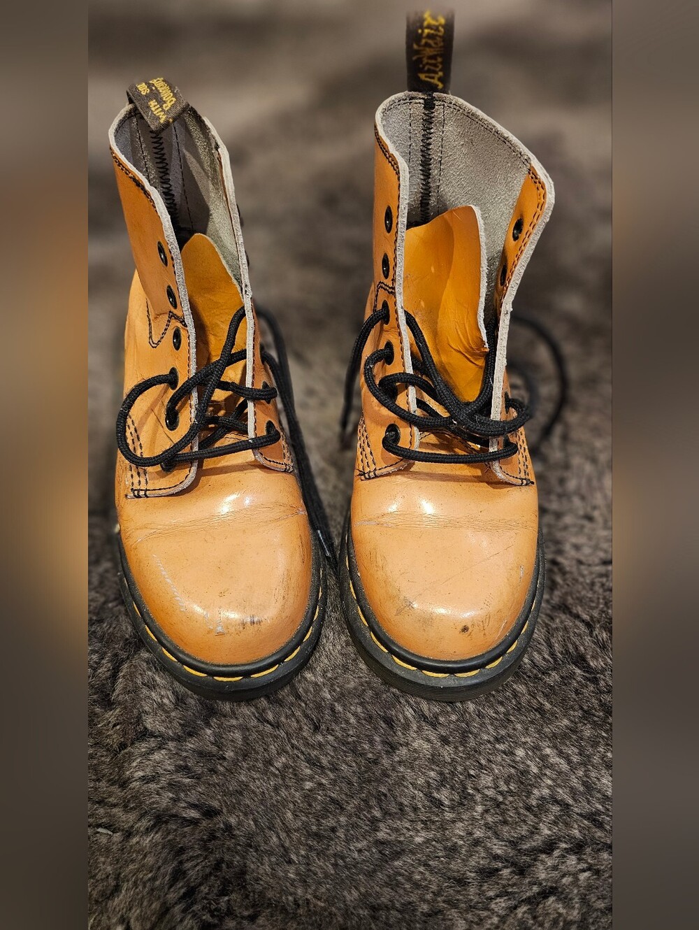 Dr. Martens Kids Tan Leather Lace-Up Boots